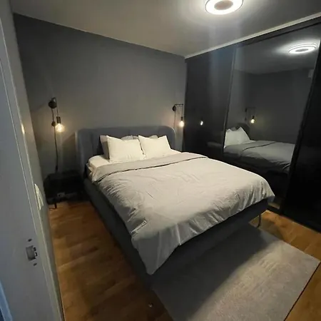 Modern In The Middle Of Center Apartamento Bergen